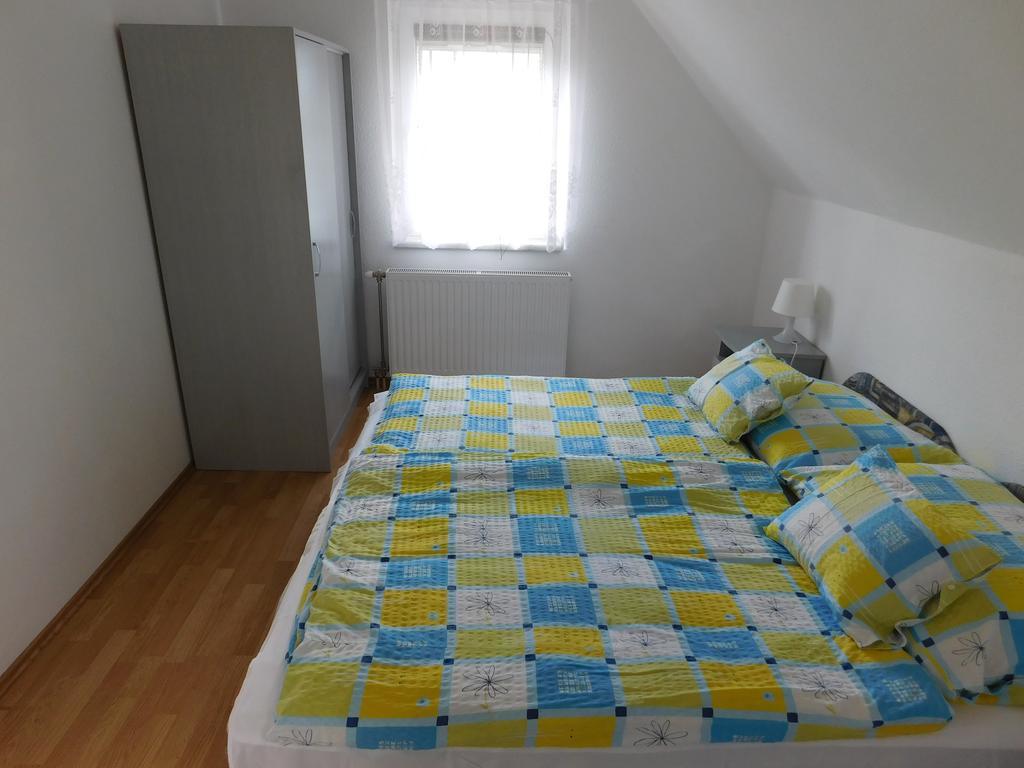זלקרוס Akacfa Hortenzia Apartman מראה חיצוני תמונה
